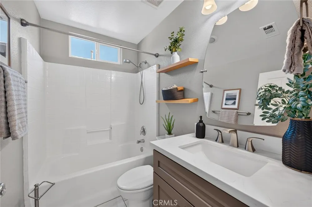 35636 Loggins Court Winchester, CA 92596