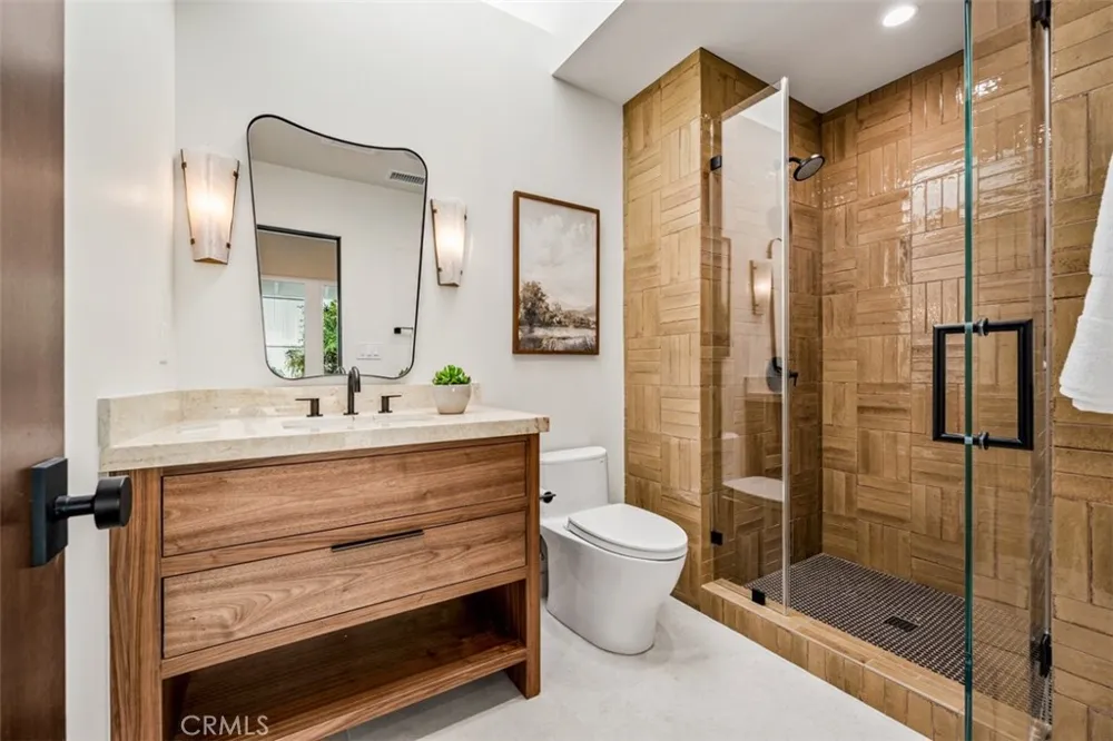 4230 Virginia Road Long Beach, CA 90807