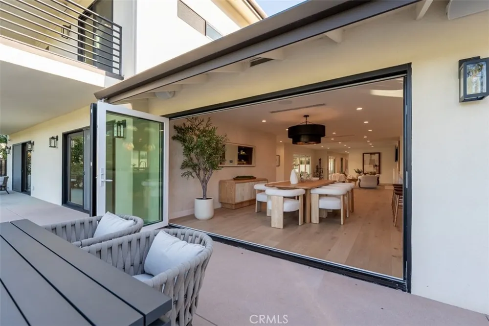 4230 Virginia Road Long Beach, CA 90807