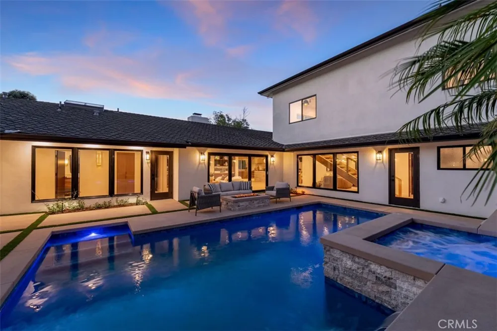 4230 Virginia Road Long Beach, CA 90807