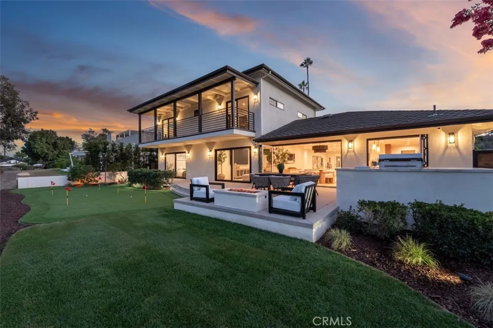 4230 Virginia Road Long Beach, CA 90807