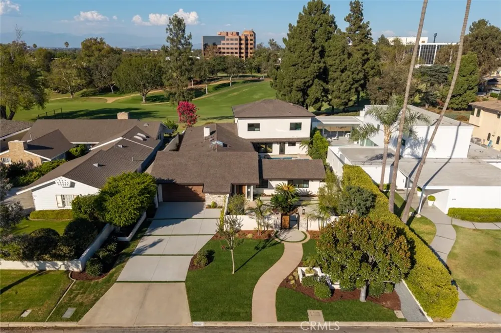 4230 Virginia Road Long Beach, CA 90807