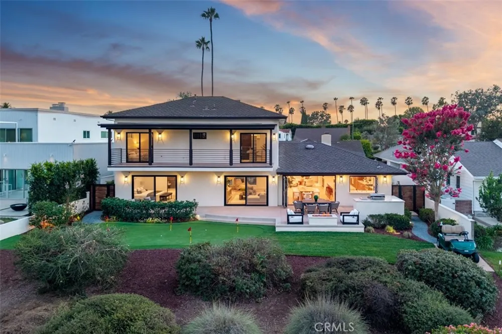 4230 Virginia Road Long Beach, CA 90807