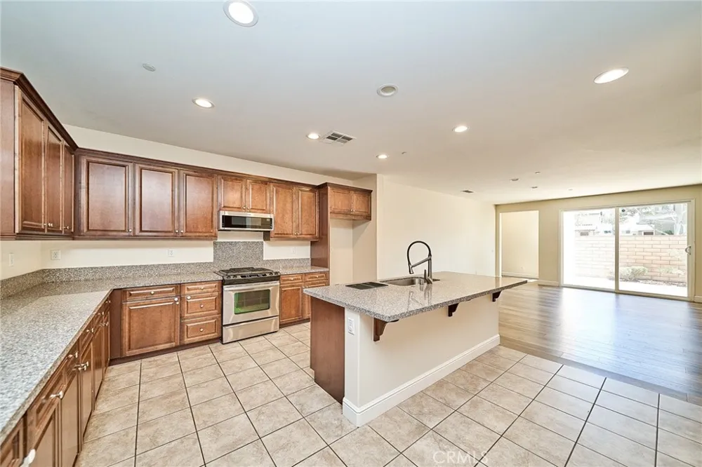 3051 E Via Corvina Ontario, CA 91764