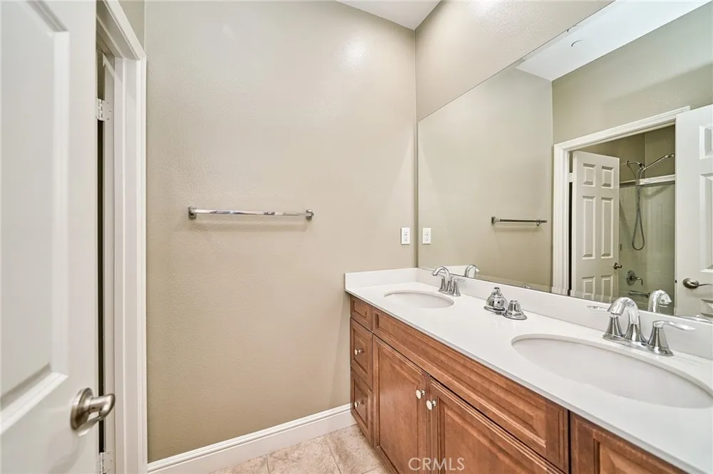 3051 E Via Corvina Ontario, CA 91764