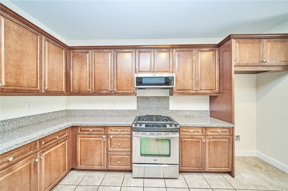 3051 E Via Corvina Ontario, CA 91764