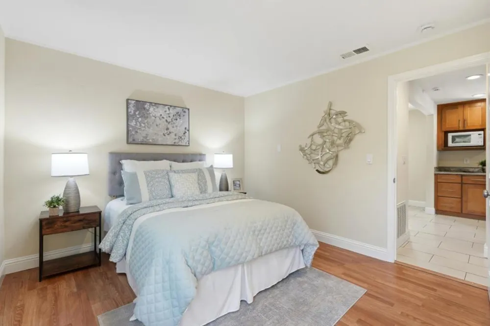 430 Garden Street East Palo Alto, CA 94303
