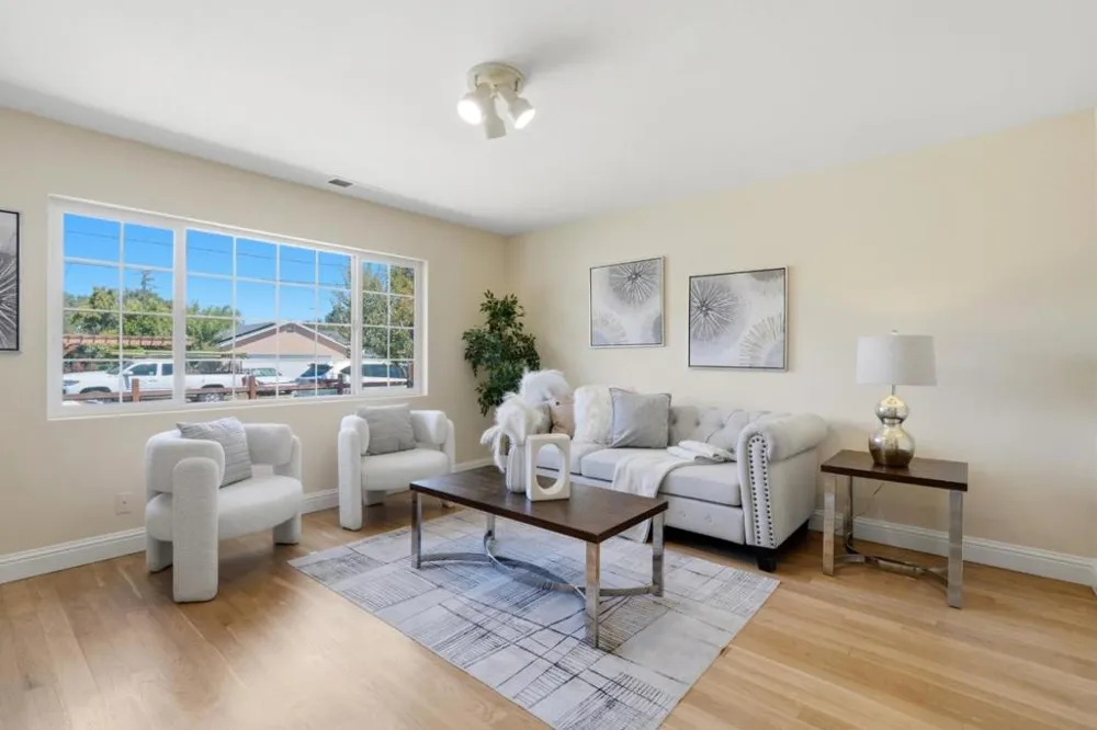 430 Garden Street East Palo Alto, CA 94303