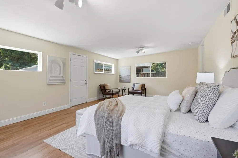 430 Garden Street East Palo Alto, CA 94303