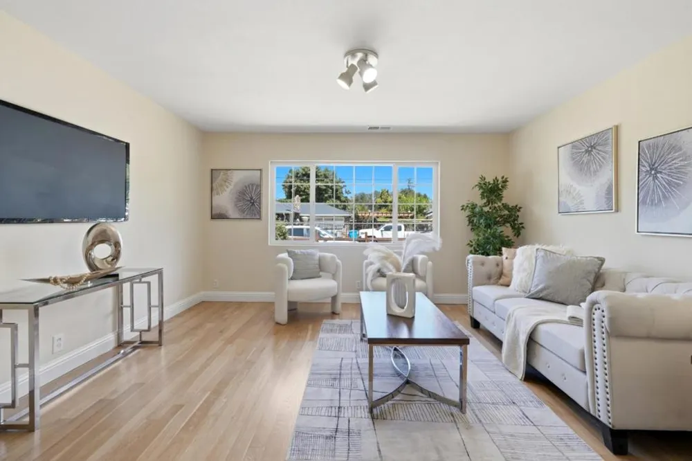 430 Garden Street East Palo Alto, CA 94303