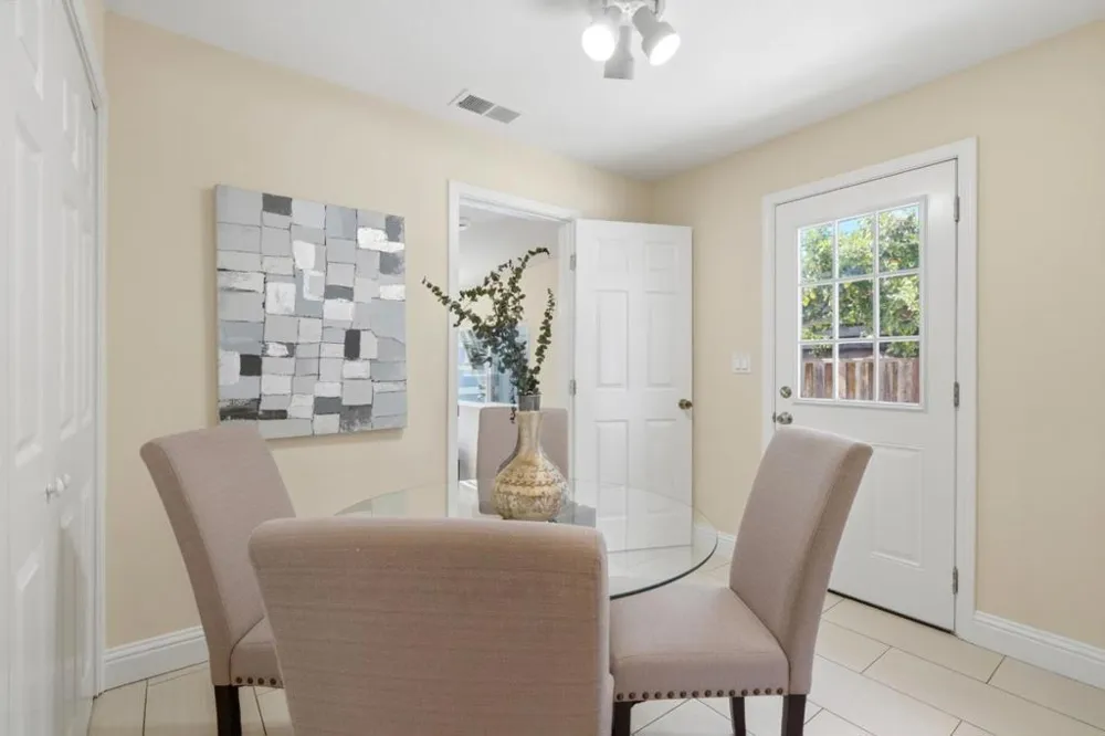 430 Garden Street East Palo Alto, CA 94303