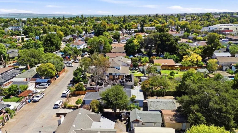 430 Garden Street East Palo Alto, CA 94303