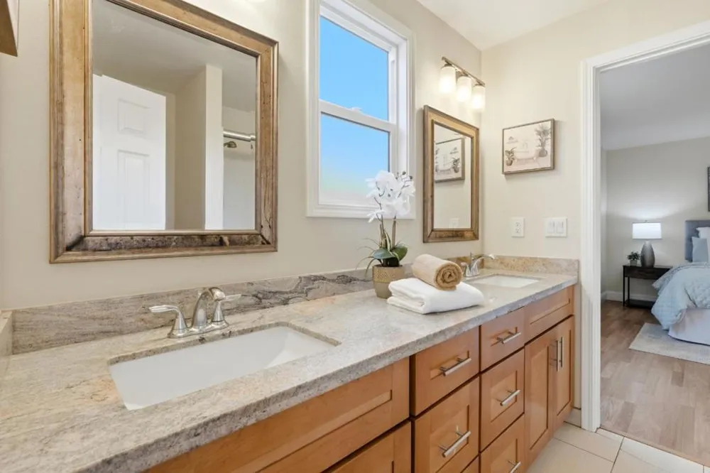 430 Garden Street East Palo Alto, CA 94303