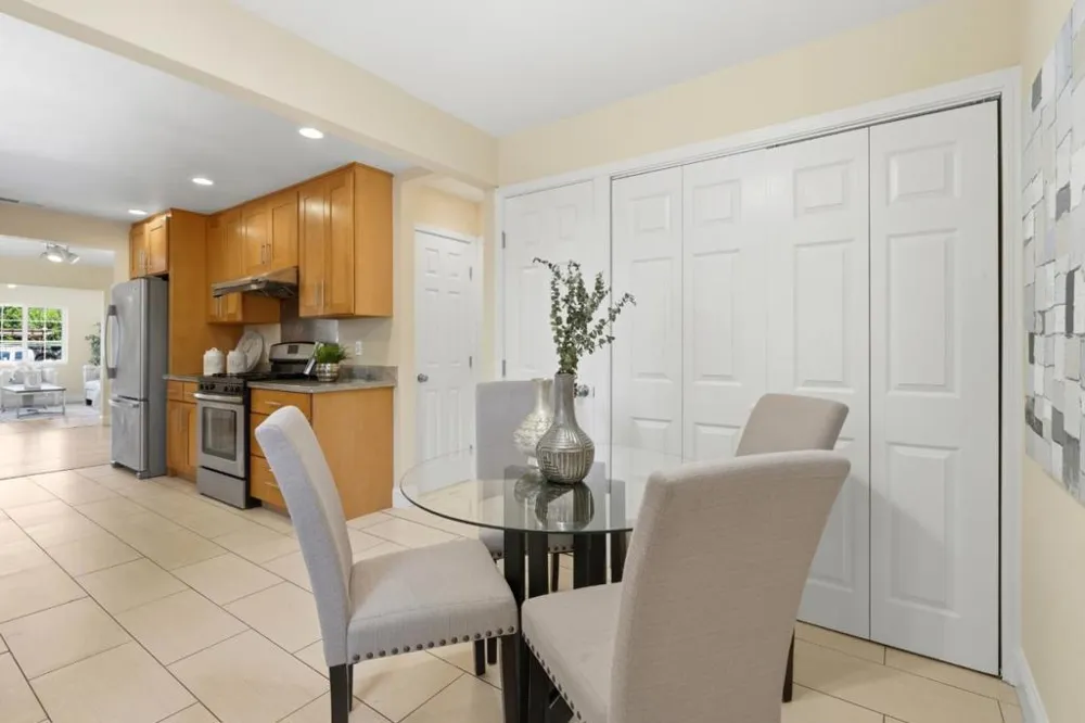 430 Garden Street East Palo Alto, CA 94303
