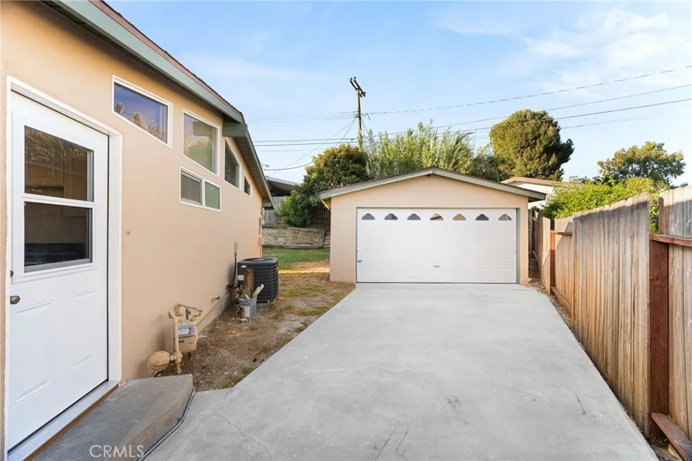15005 Manzanares La Mirada, CA 90638