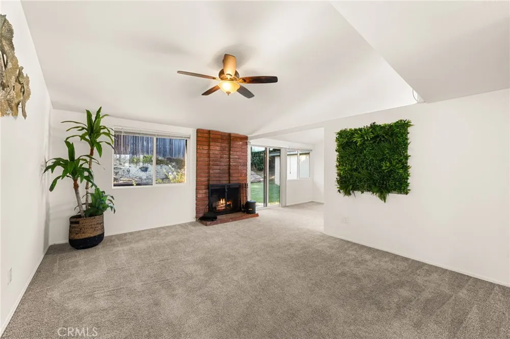 15005 Manzanares La Mirada, CA 90638