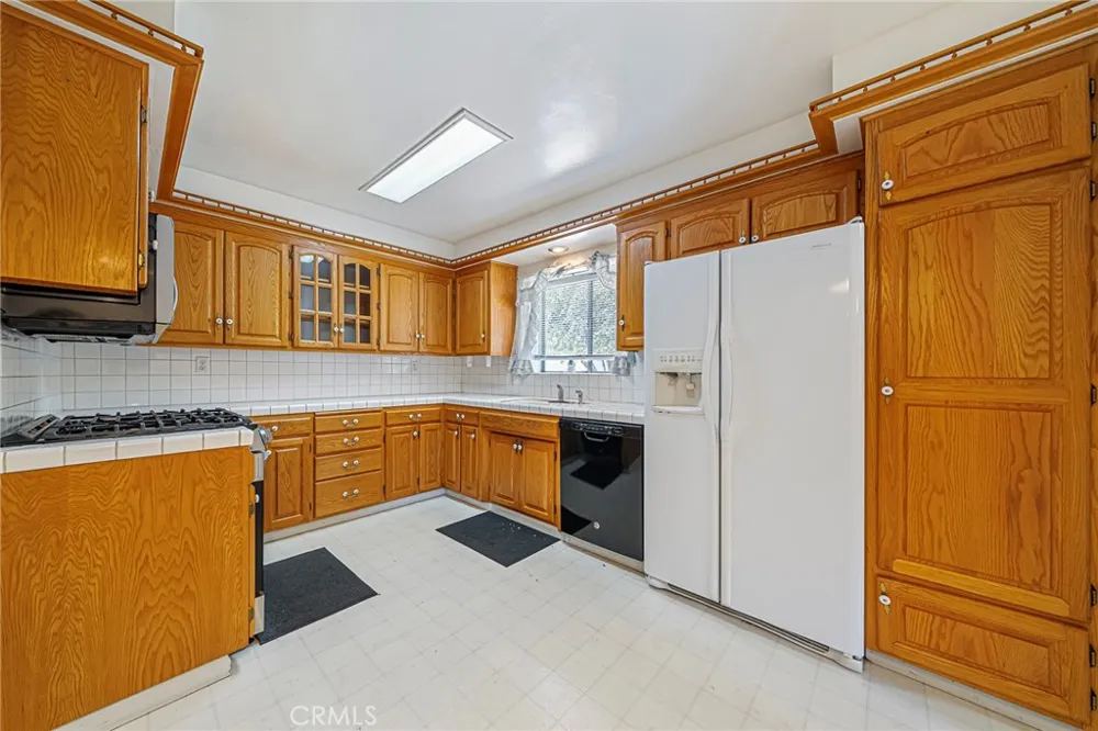 1057 W Bonnie Brae Court Ontario, CA 91762