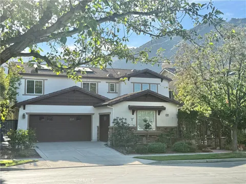 16 Foxtail Court