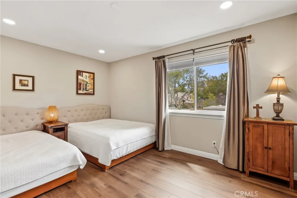 31 Greenbough #132 Irvine, CA 92614