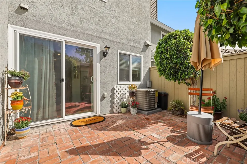 31 Greenbough #132 Irvine, CA 92614