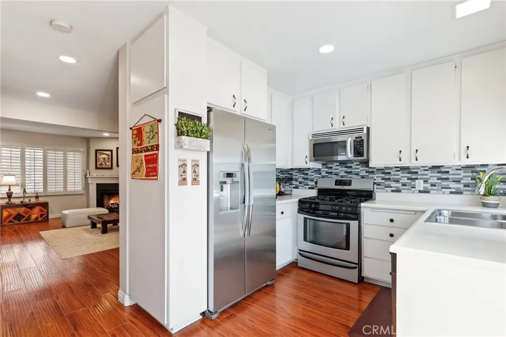 31 Greenbough #132 Irvine, CA 92614