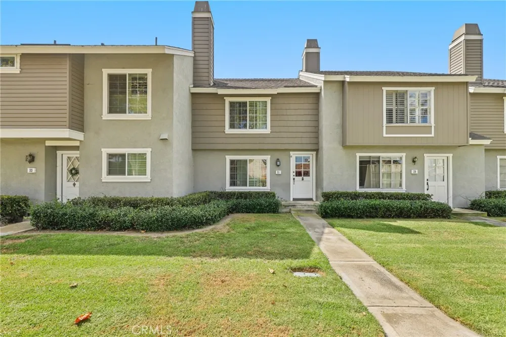 31 Greenbough #132 Irvine, CA 92614