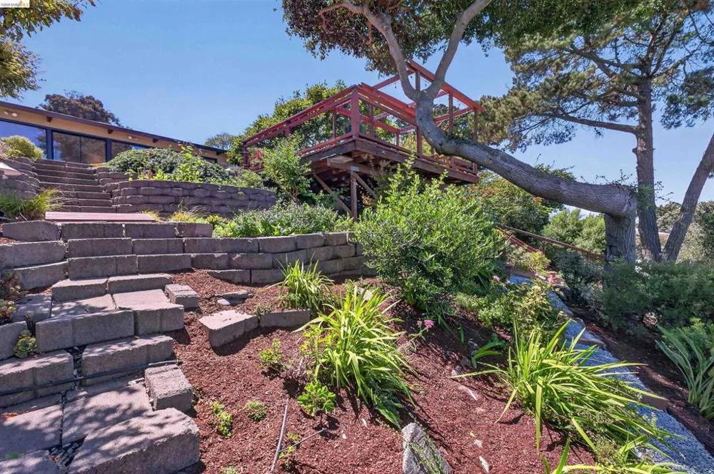 5917 Wyman St San Pablo, CA 94806