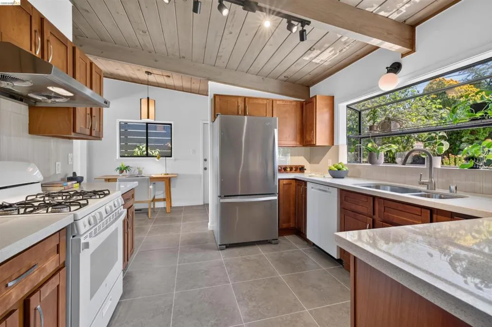 5917 Wyman St San Pablo, CA 94806