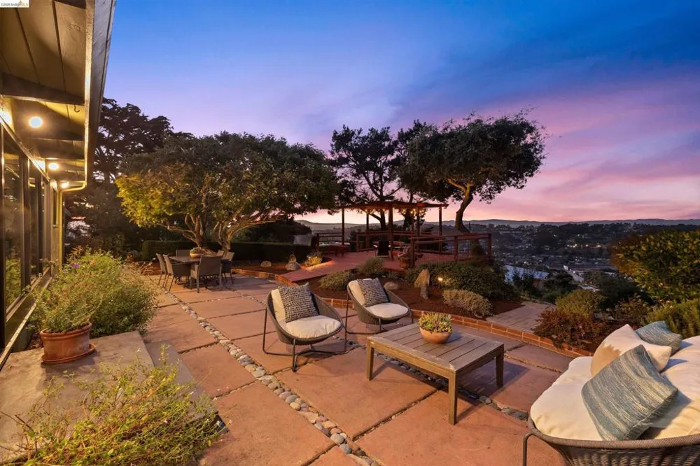 5917 Wyman St San Pablo, CA 94806