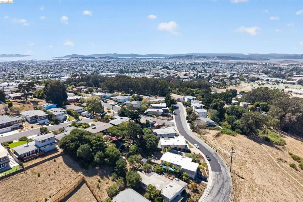 5917 Wyman St San Pablo, CA 94806