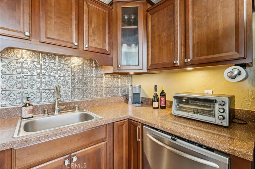 1171 Grass Valley Lake Arrowhead, CA 92352
