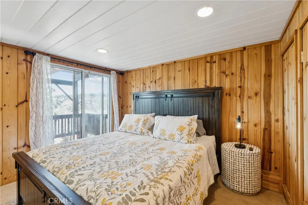 1171 Grass Valley Lake Arrowhead, CA 92352