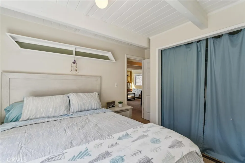 1171 Grass Valley Lake Arrowhead, CA 92352