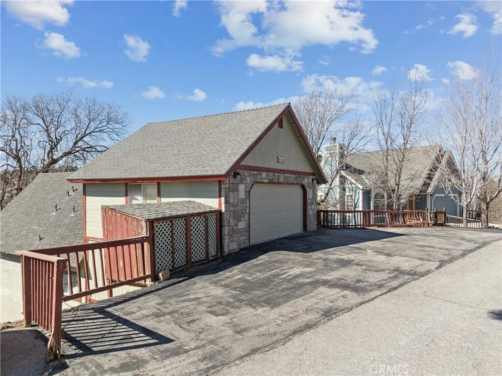 1171 Grass Valley Lake Arrowhead, CA 92352
