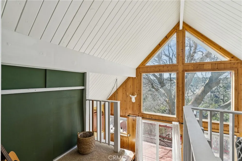 1171 Grass Valley Lake Arrowhead, CA 92352