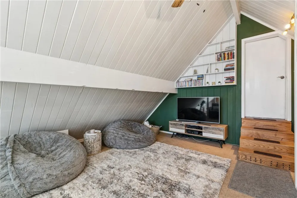 1171 Grass Valley Lake Arrowhead, CA 92352