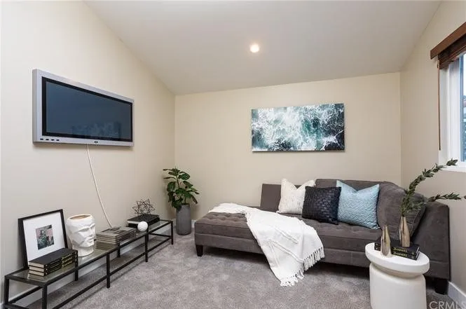 470 Vista Trucha Newport Beach, CA 92660