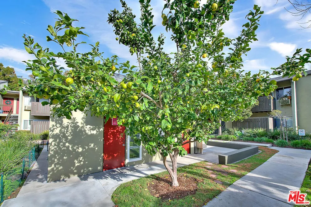 4822 Hollow Corner Road #177 Culver City, CA 90230