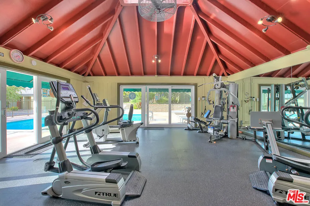 4822 Hollow Corner Road #177 Culver City, CA 90230