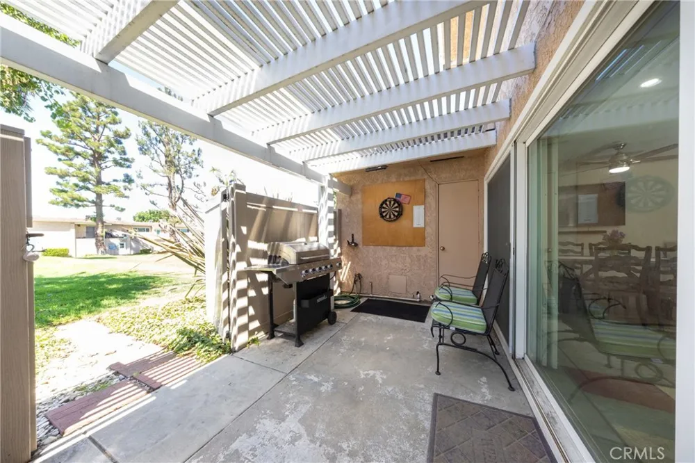 855 Las Lomas #B La Habra, CA 90631