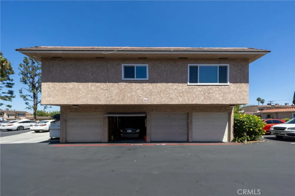 855 Las Lomas #B La Habra, CA 90631