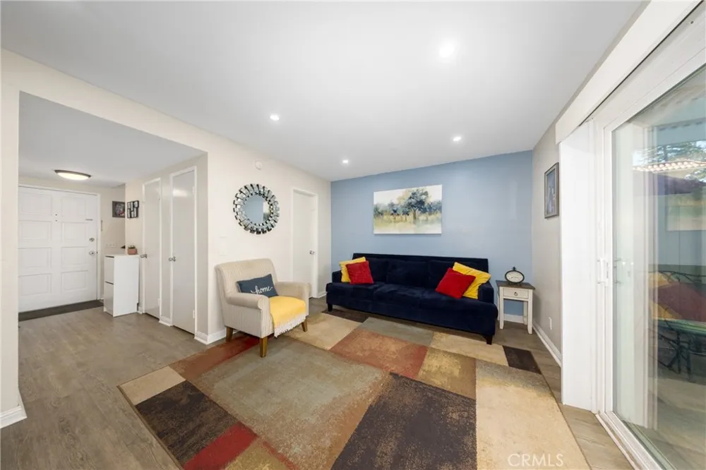 855 Las Lomas #B La Habra, CA 90631