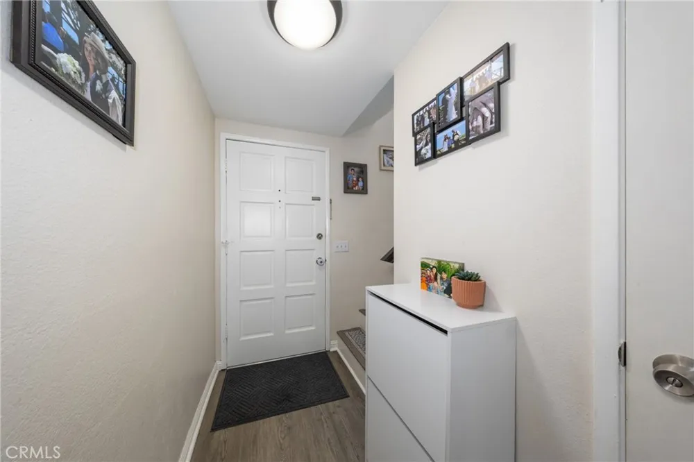 855 Las Lomas #B La Habra, CA 90631