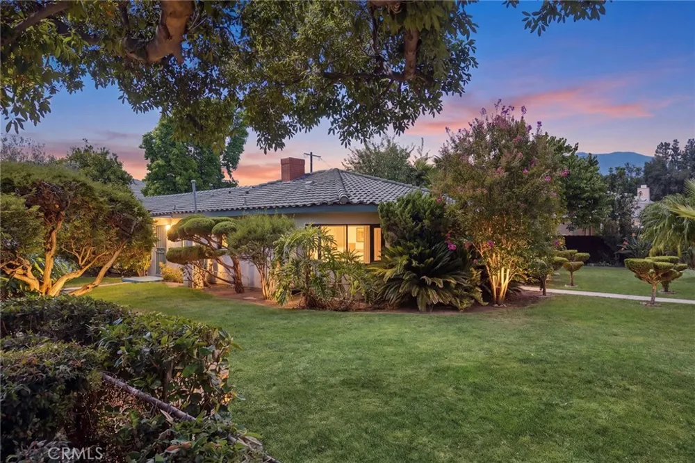 1425 S Santa Anita Arcadia, CA 91006