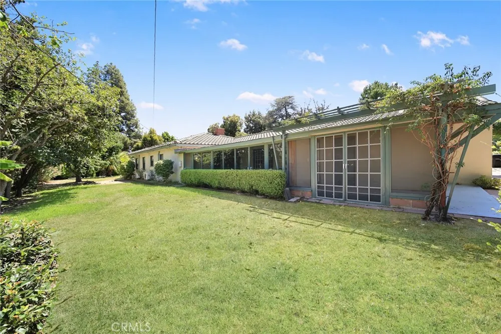 1425 S Santa Anita Arcadia, CA 91006