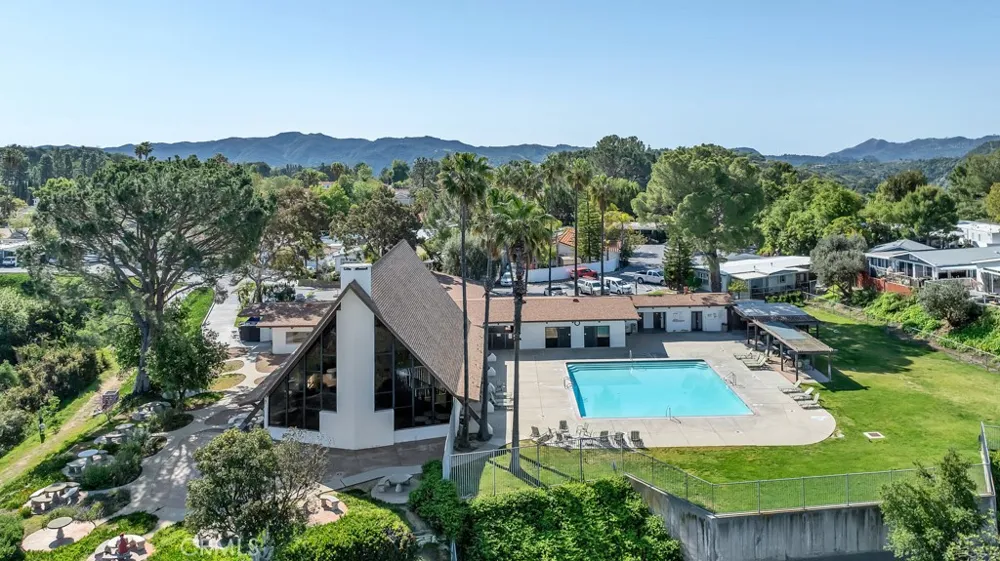 126 Pueblo Lane Topanga, CA 90290