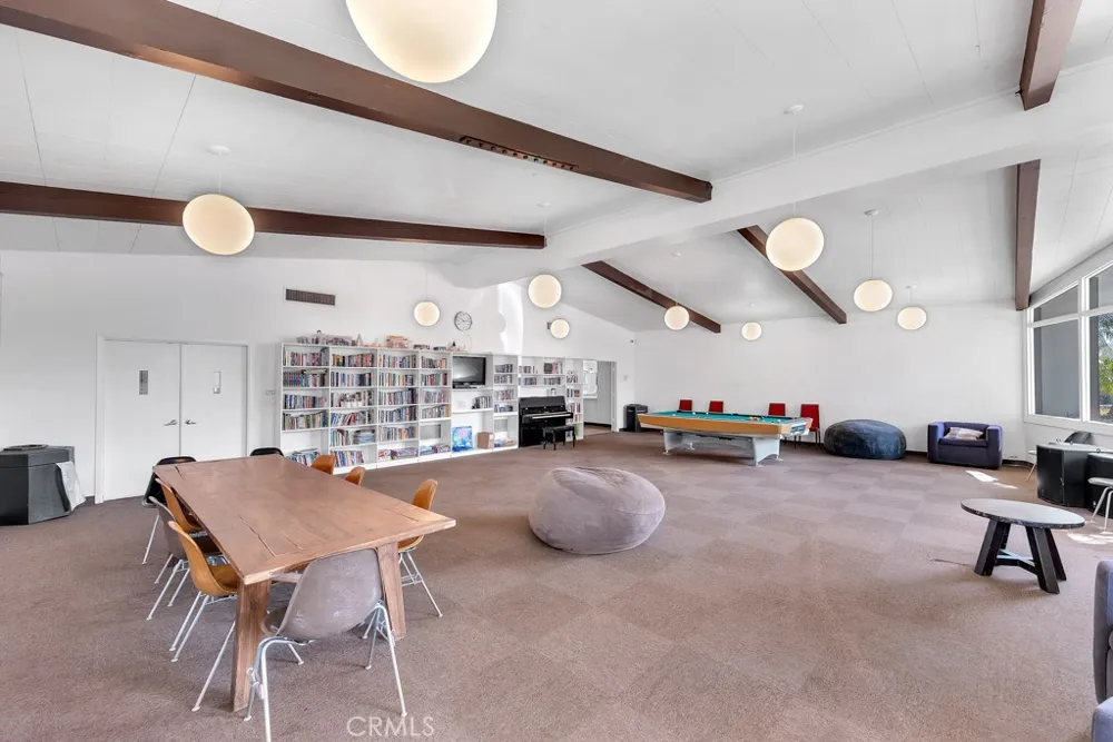 126 Pueblo Lane Topanga, CA 90290