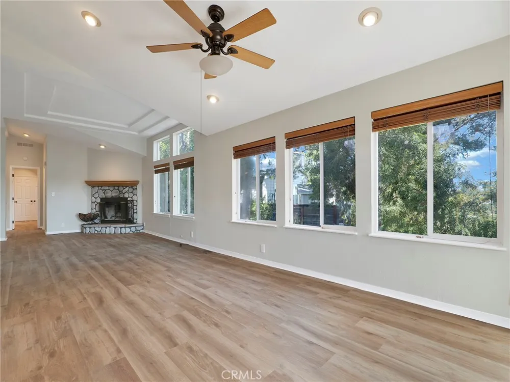 126 Pueblo Lane Topanga, CA 90290