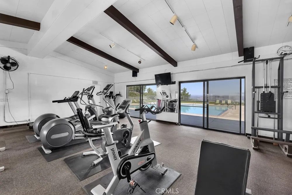 126 Pueblo Lane Topanga, CA 90290