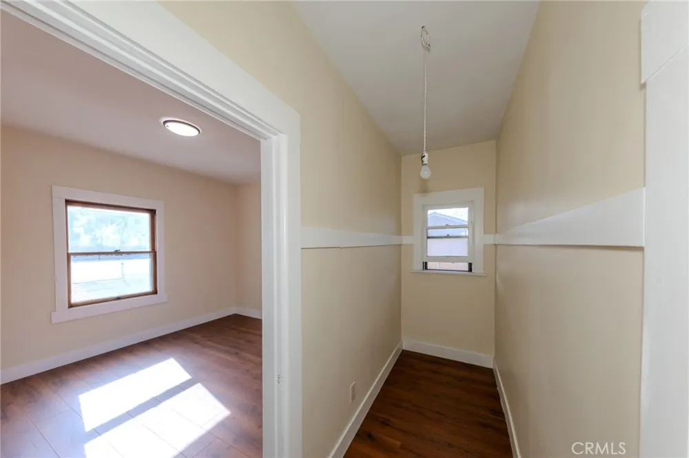 1619 S Glendora Avenue Glendora, CA 91740